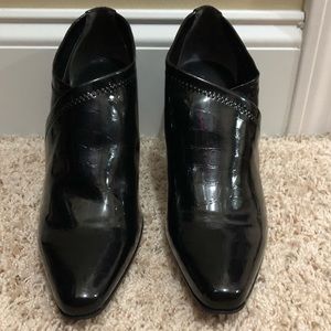 WOMENS BANDOLINO booties size 7.5